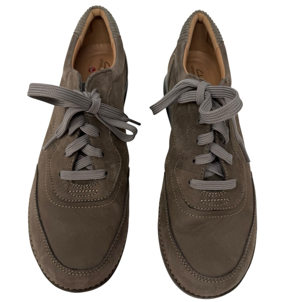 Clarks Women's Size 10 Appley Tie Taupe Brown Suede Nubuck comfort shoes New